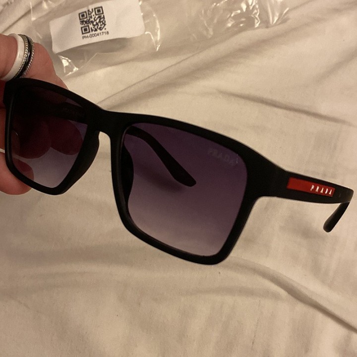 Sonnenbrille