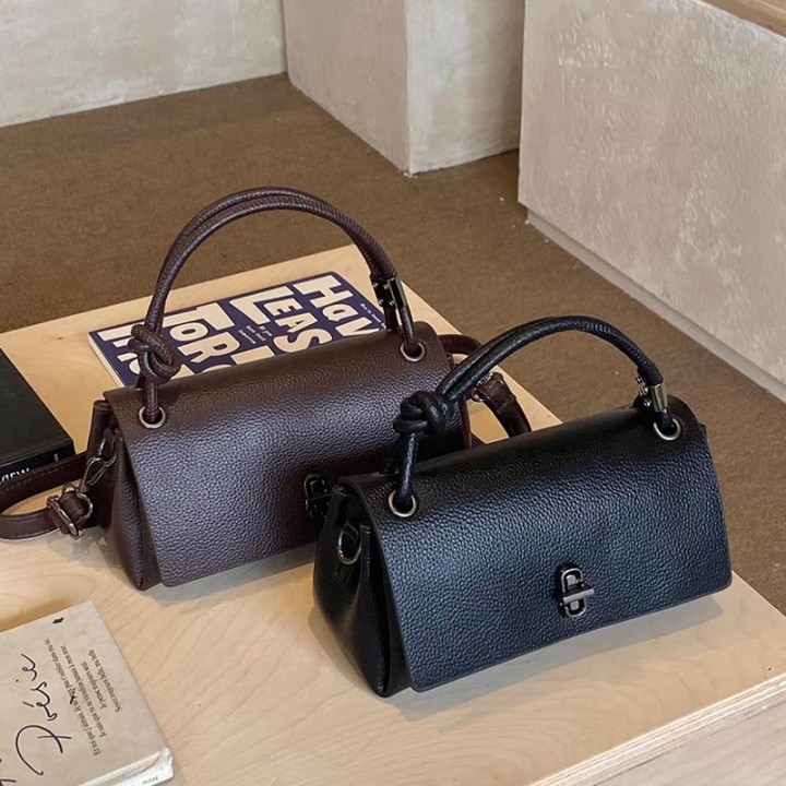 Kleine Ledertasche