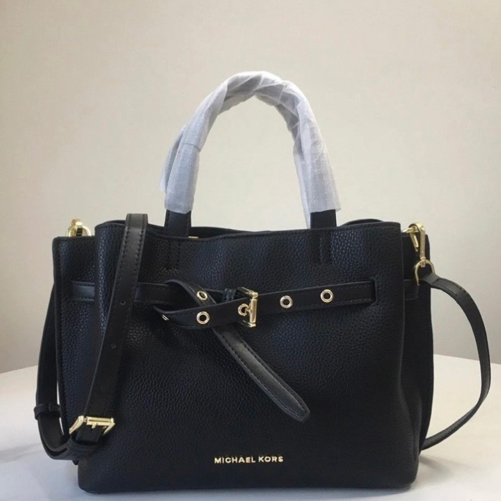 Tasche mit Griff und Schlaufe