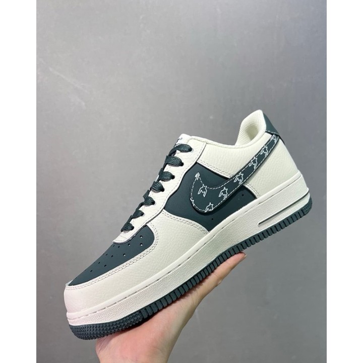 Nike Air Force Supreme x The North Face 1 07 Low