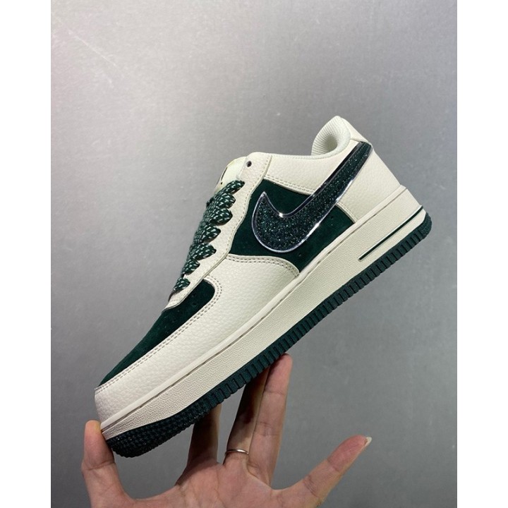 Nike Air Force Supreme x The North Face 1 07 Low