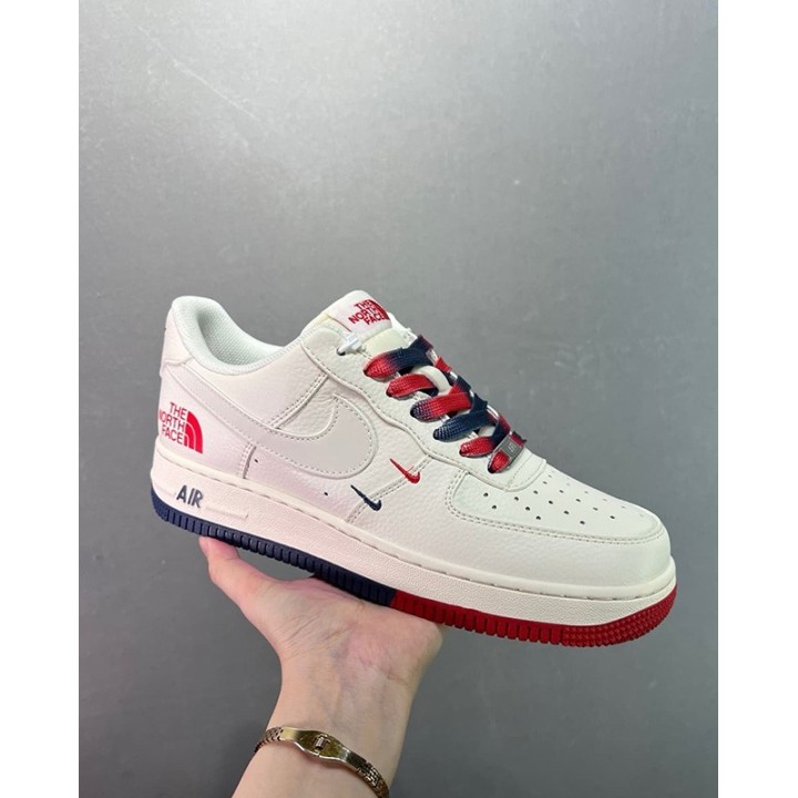 Nike Air Force Supreme x The North Face 1 07 Low