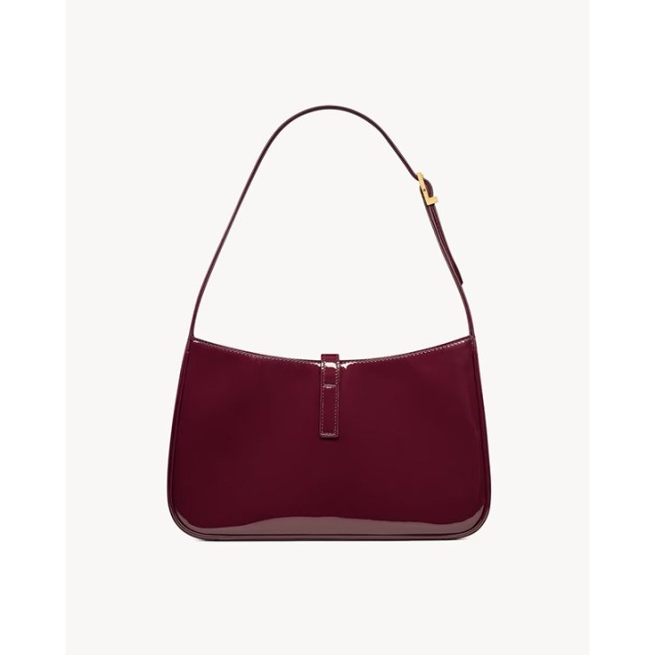 Tasche aus LACKLEDER MIT KROKOPRÄGUNG